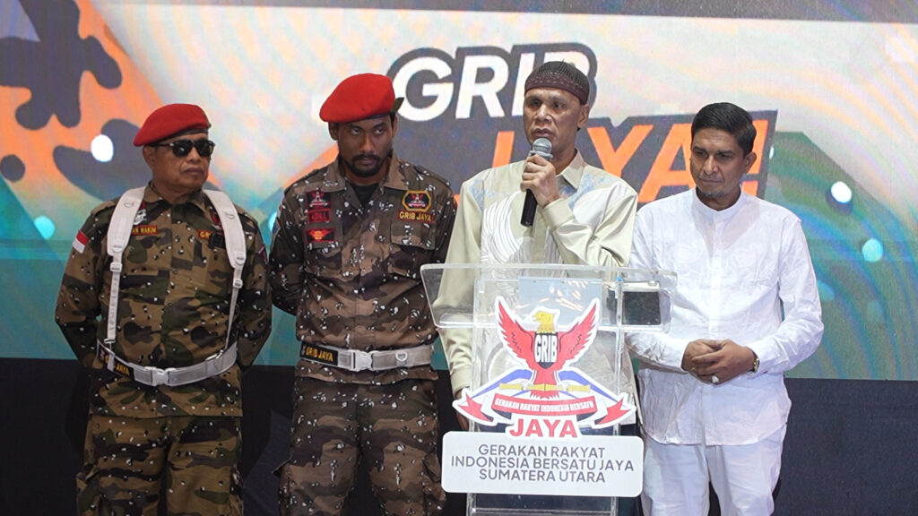 Ketua Umum DPP Gerakan Rakyat Indonesia Bersatu (GRIB) Jaya, H. Hercules Rosario Marshal, menekankan pentingnya peran organisasi kemasyarakatan (Ormas) dalam mendukung stabilitas nasional.