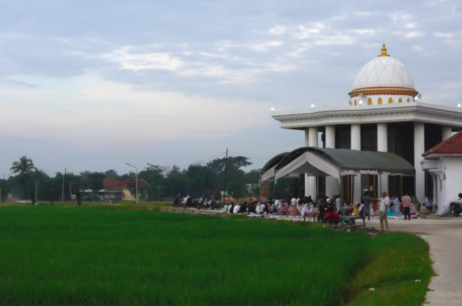 H. Hercules membangun Masjid Al Mubarokah di Indramayu, dari mushala pribadi hingga menjadi pusat kehidupan umat