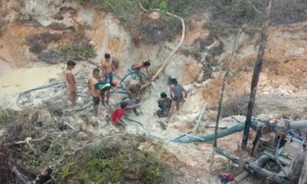 9 Penambang Emas Ilegal Tewas Tertimbun Longsor di Sijunjung Sumbar