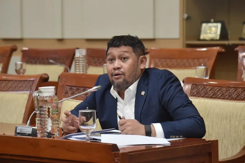 Anggota Komisi III DPR Desak Polri Usut Dugaan Uang Rp20 Juta untuk Geser Demo Mahasiswa dari Istana ke DPR