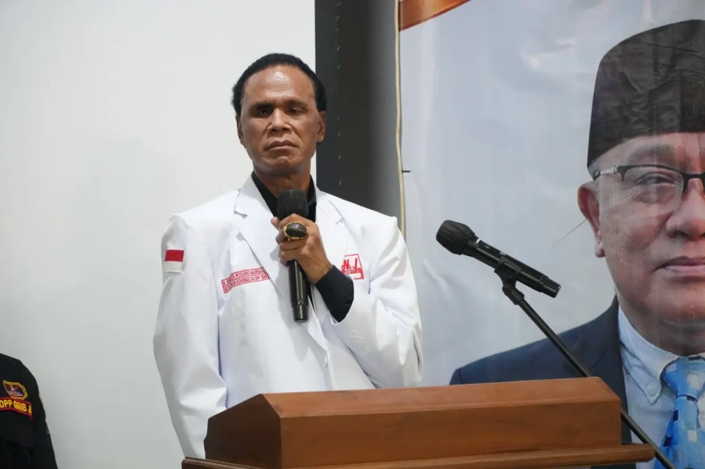 Hercules Pasang Badan untuk Prabowo, tapi Kritik Keras Proyek MBG Jadi Bancakan