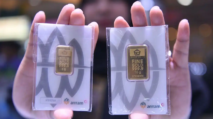 Harga Emas Antam Turun Rp15.000, Jadi Rp2,59 Juta per Gram