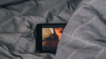 Dari Video Rumahan ke AI, Ketika Teknologi Mengubah Bisnis Pornografi